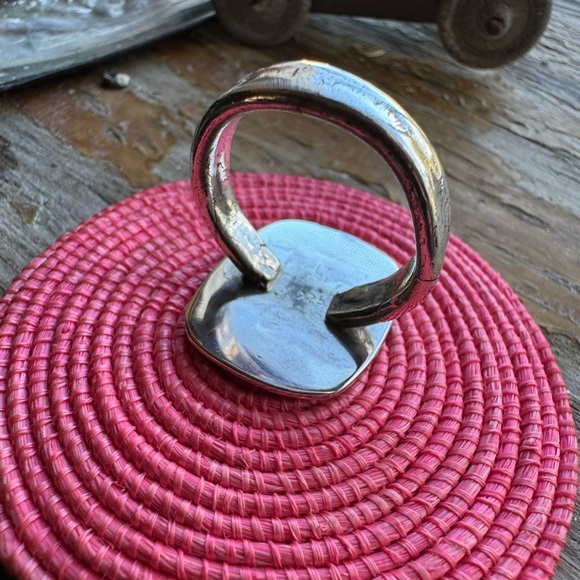 E.DeHaven Sterling and Fine Silver Cat Ring - Picture 2 of 5